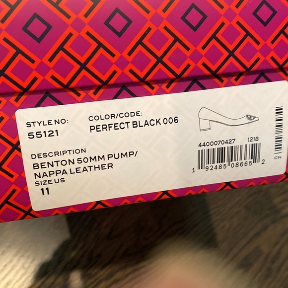 New TORY BURCH Benton Logo Medallion Pump NIB - Picture 9 of 13